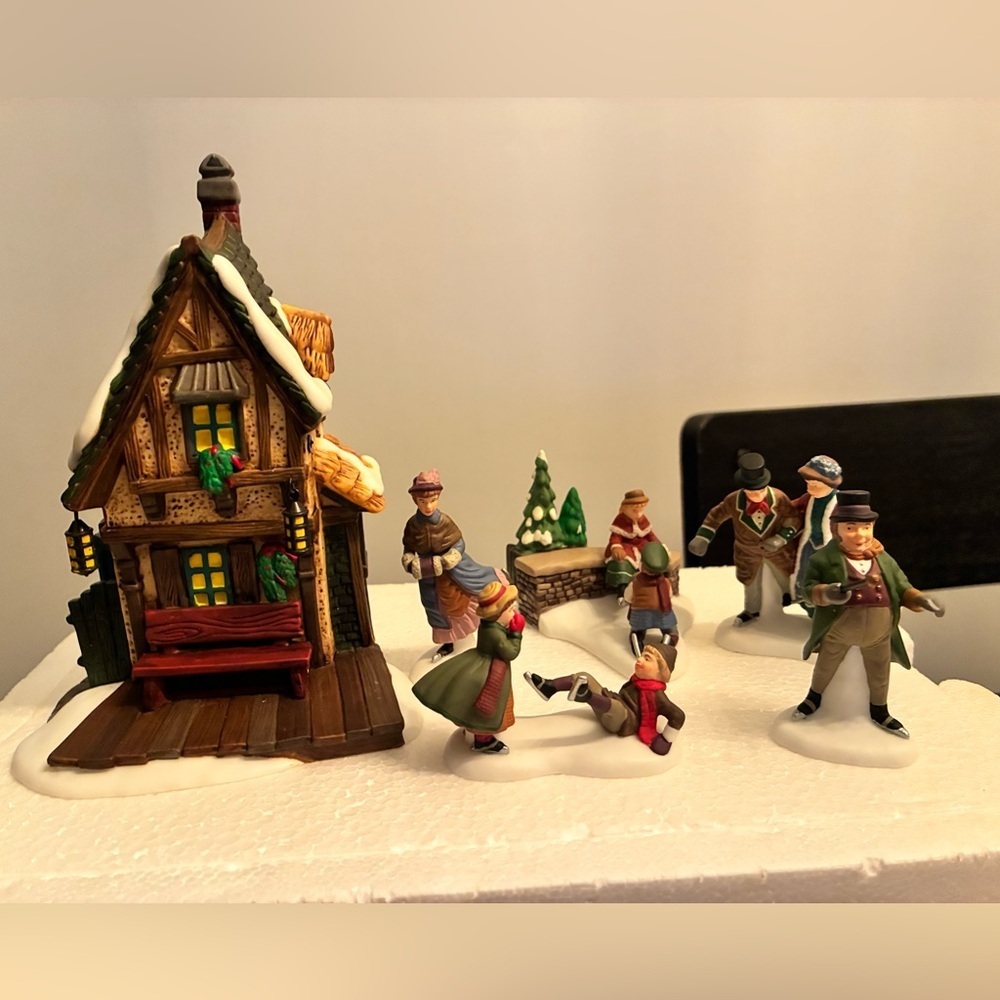Department 56 Heritage Village Collection Ashly Pond Skating Party - Picture 1 of 16